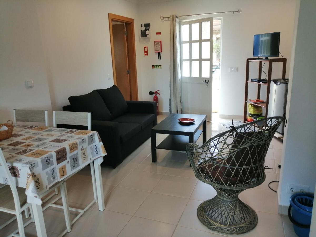 Duas Casas De Ferias Medronhal Faro Em 520 - 2 Exterior photo