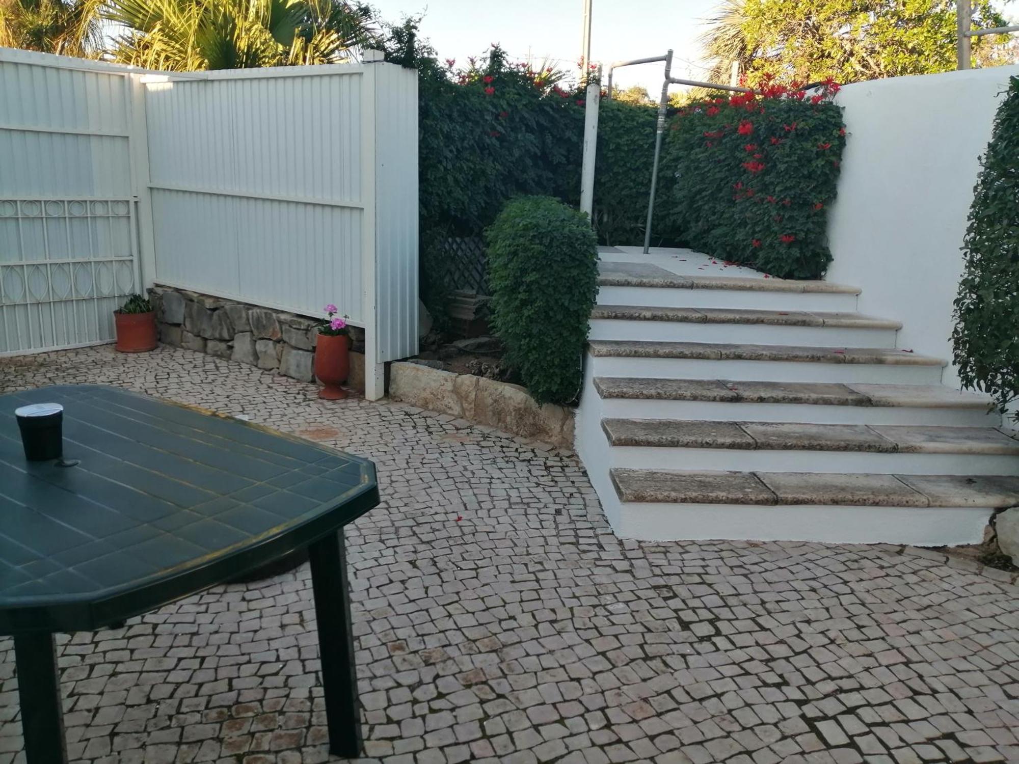 Duas Casas De Ferias Medronhal Faro Em 520 - 2 Exterior photo